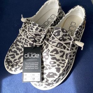NWT!  Hey Dude Wendy slip ons! 😊